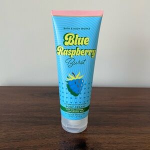 NEW BATH & BODY WORKS Blue Raspberry Hydration Body Cream 8 Oz Full Size